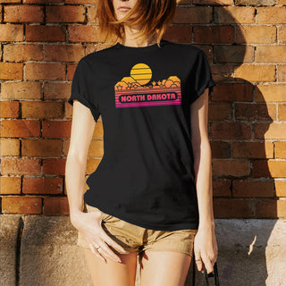 North Dakota Groovy Sunset T-Shirt - Black